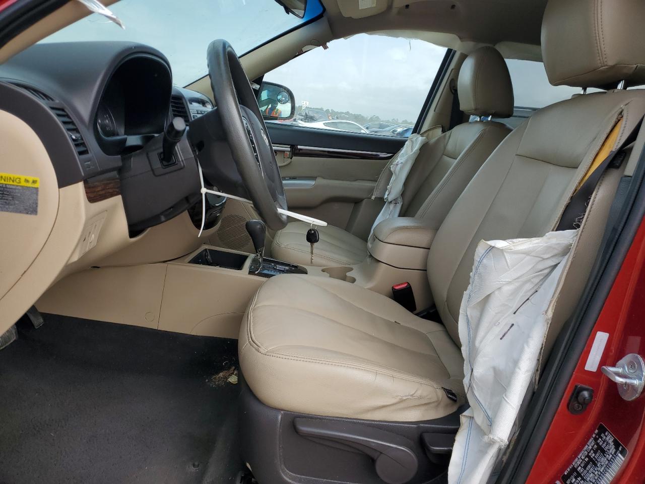 2012 Hyundai Santa Fe - Image 7