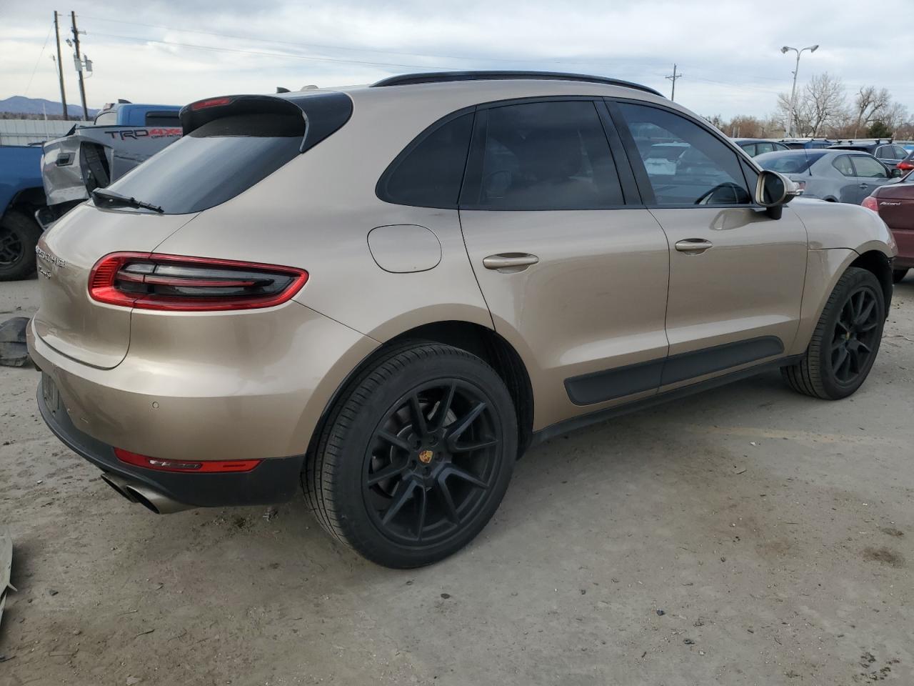 2015 Porsche Macan - Image 3