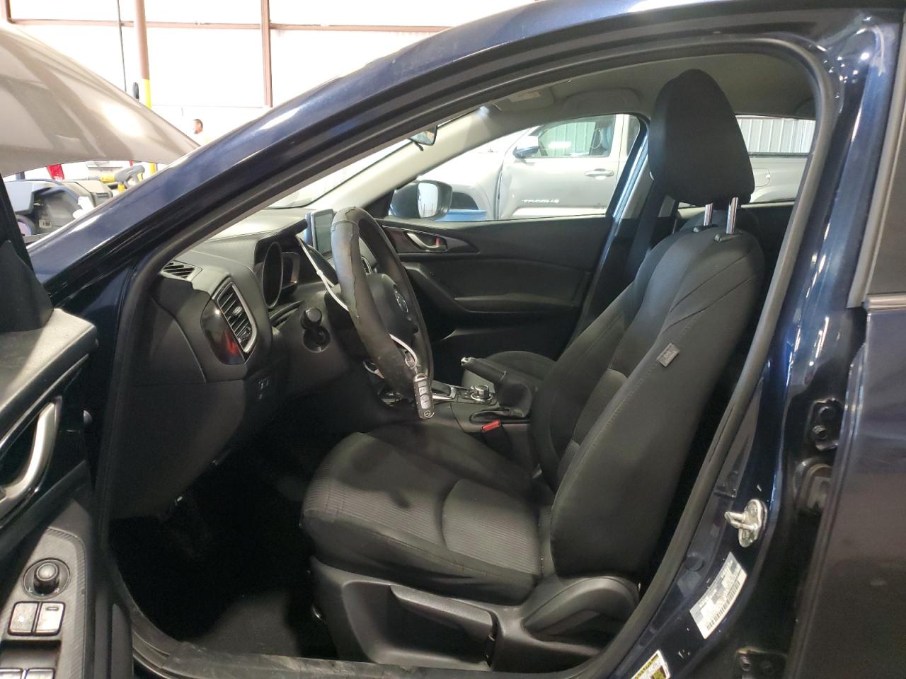 2016 Mazda 3 - Image 7