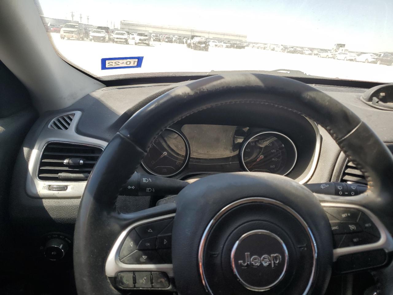 2018 Jeep Compass Latitude VIN: 3C4NJCBB8JT235480 Lot: 48474365