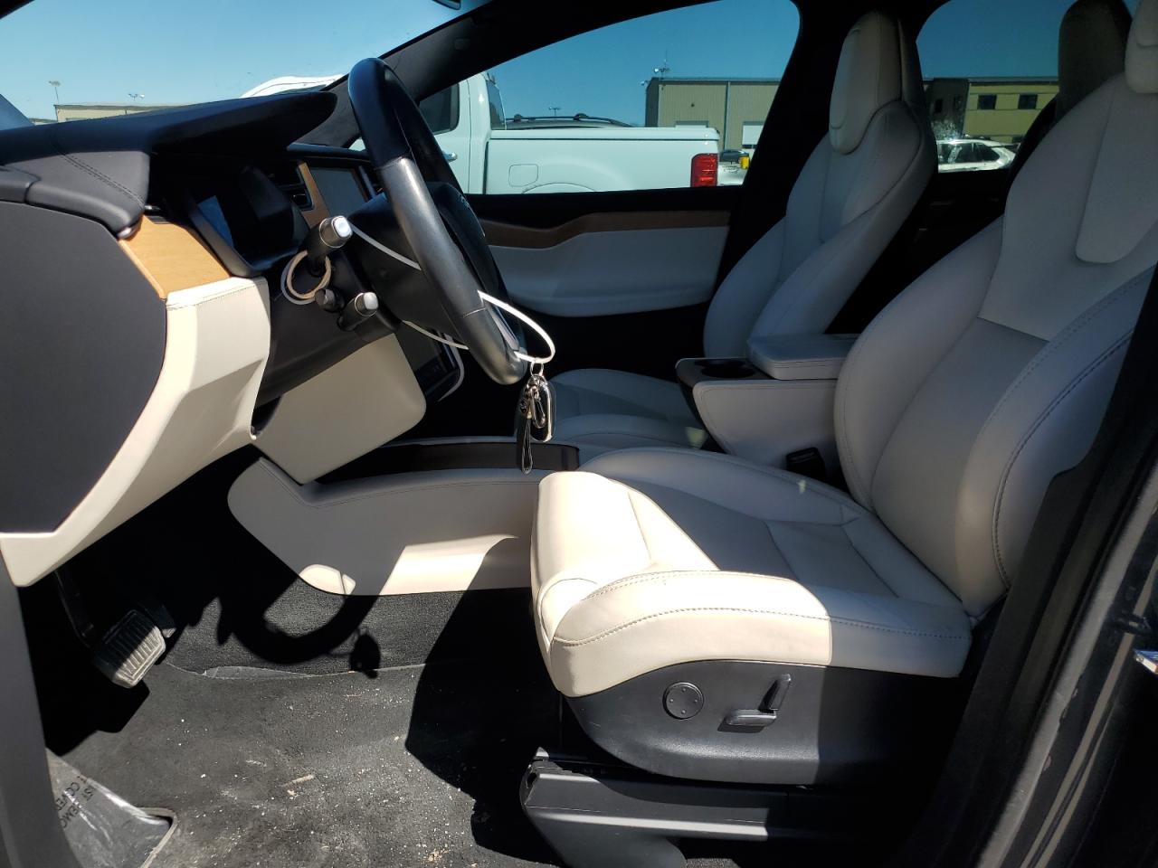 2019 Tesla Model X VIN: 5YJXCBE22KF205612 Lot: 47630095
