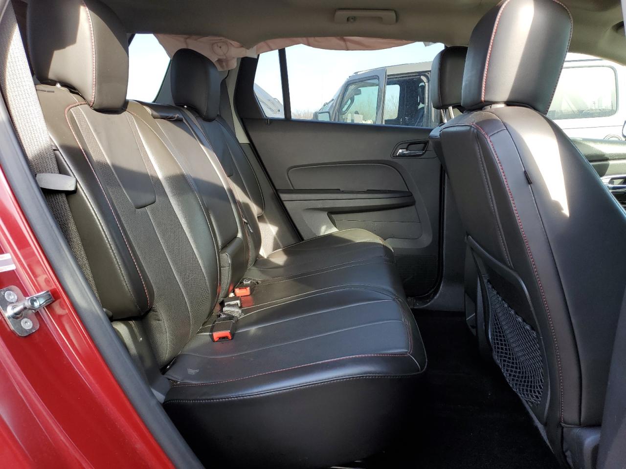 2015 GMC Terrain - Image 11