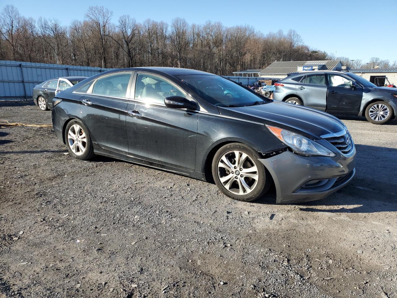 2011 Hyundai Sonata - Image 4