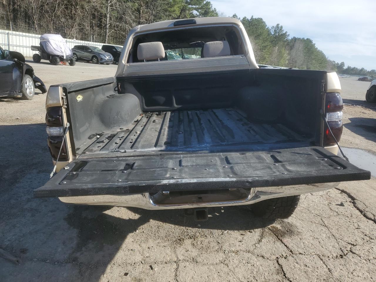 2004 Toyota Tacoma - Image 6
