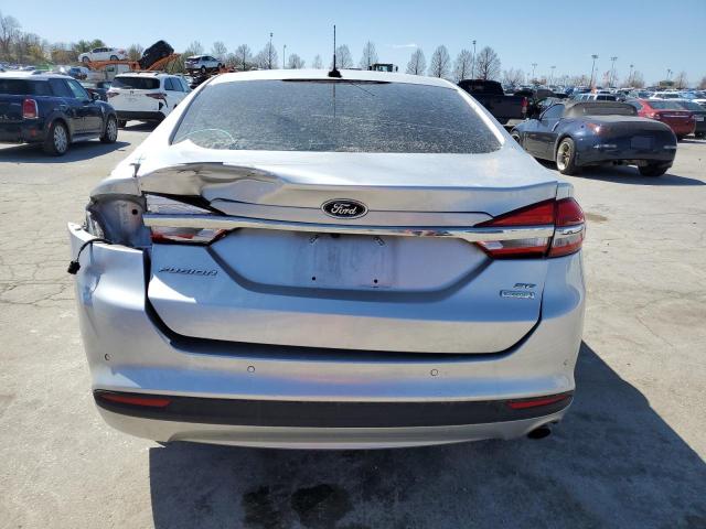 Sedans FORD FUSION 2017 Srebrny