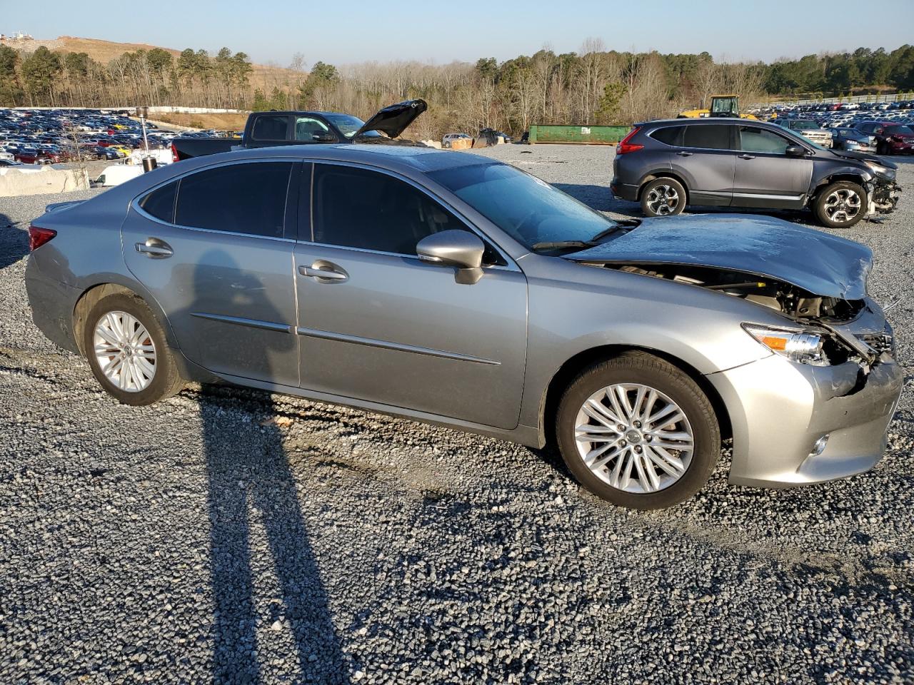 2015 Lexus ES - Image 4