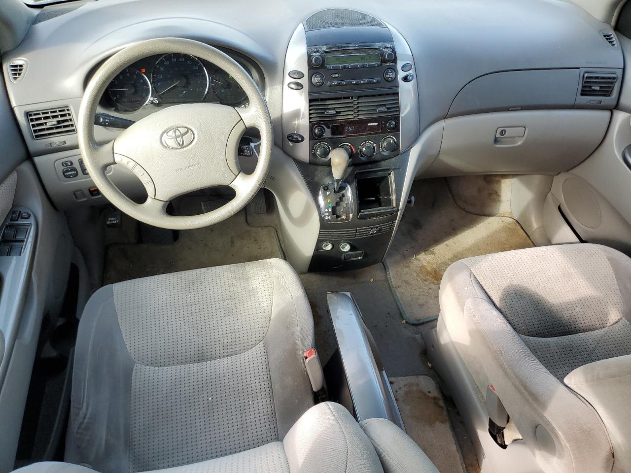 2007 Toyota Sienna - Image 8