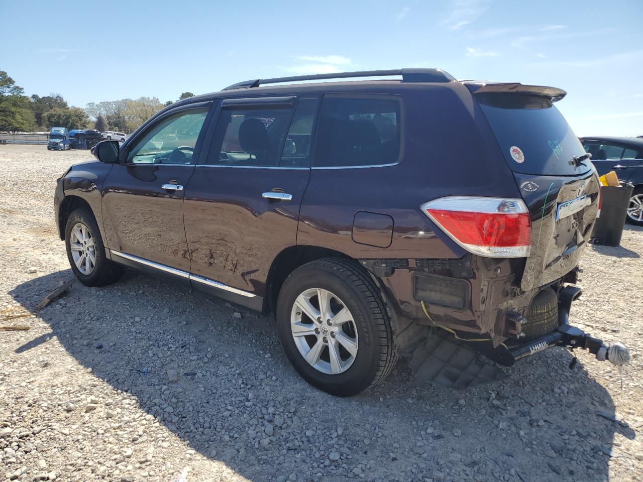 2013 Toyota Highlander - Image 2