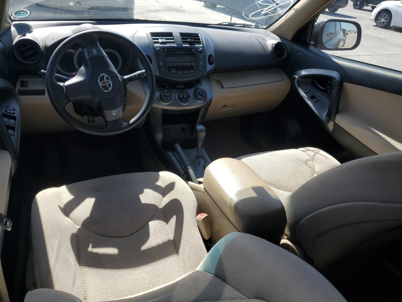 2011 Toyota RAV 4 - Image 8