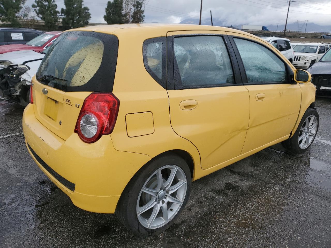 2009 Chevrolet Aveo - Image 3