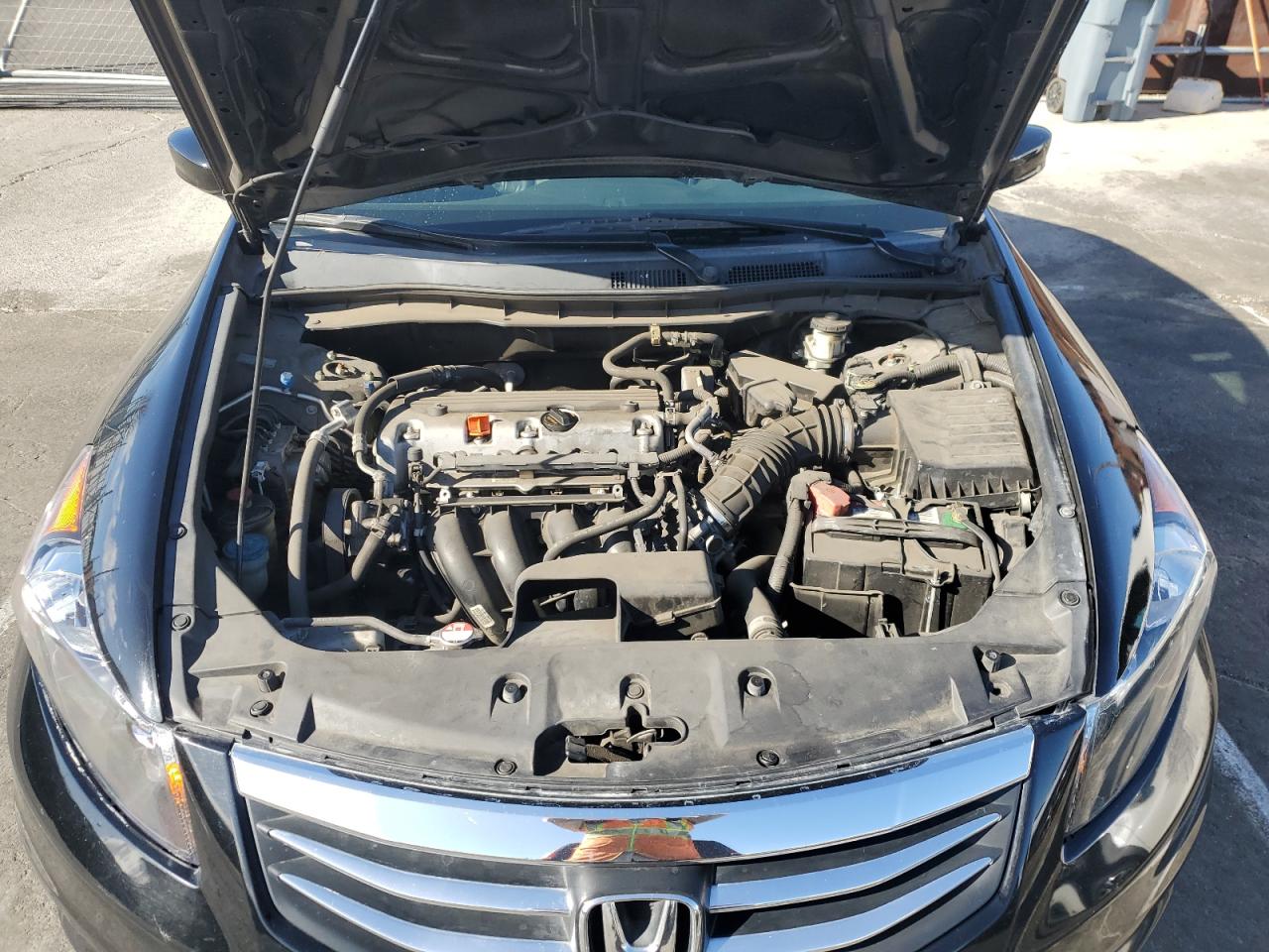 2012 Honda Accord - Image 11