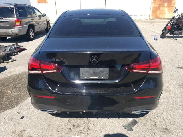  MERCEDES-BENZ A-CLASS 2019 Czarny
