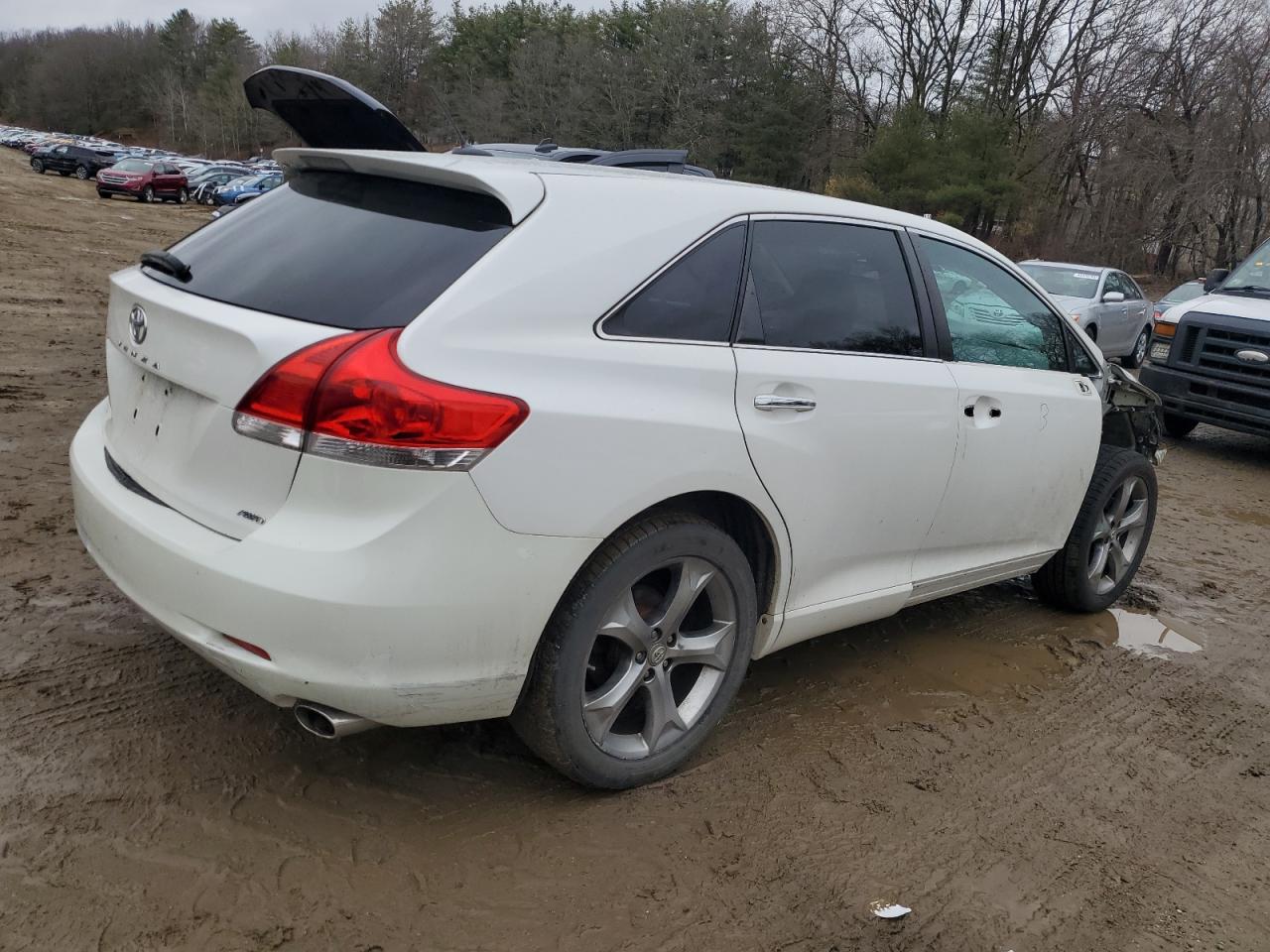 2010 Toyota Venza - Image 3
