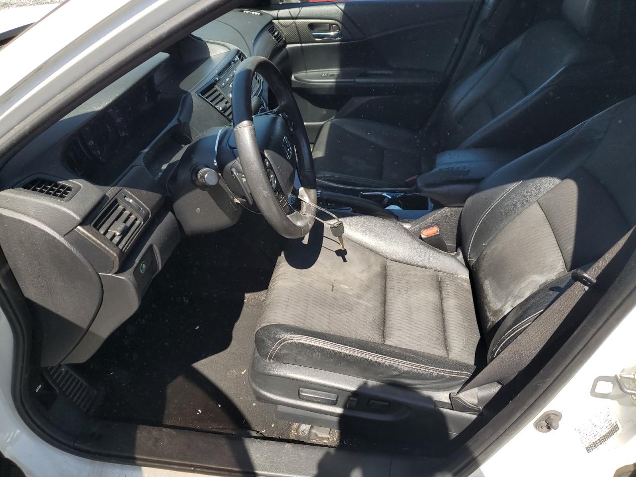 1HGCR2F51HA227948 HONDA ACCORD 2017