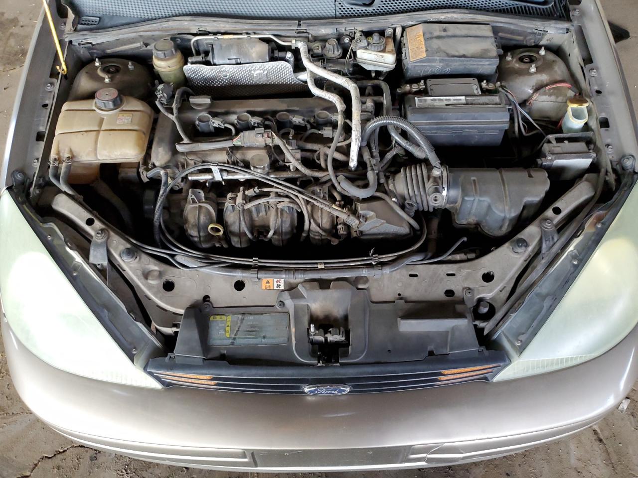 2004 Ford Focus - Image 11