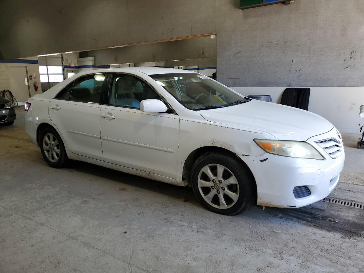 2011 Toyota Camry - Image 4