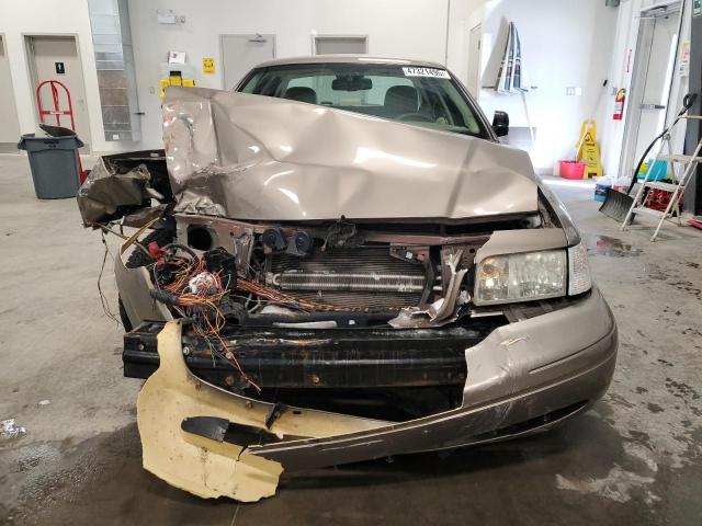 2006 FORD CROWN VICTORIA LX  