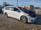 2018 Chrysler Pacifica Limited იყიდება Bridgeton-ში, MO - Burn