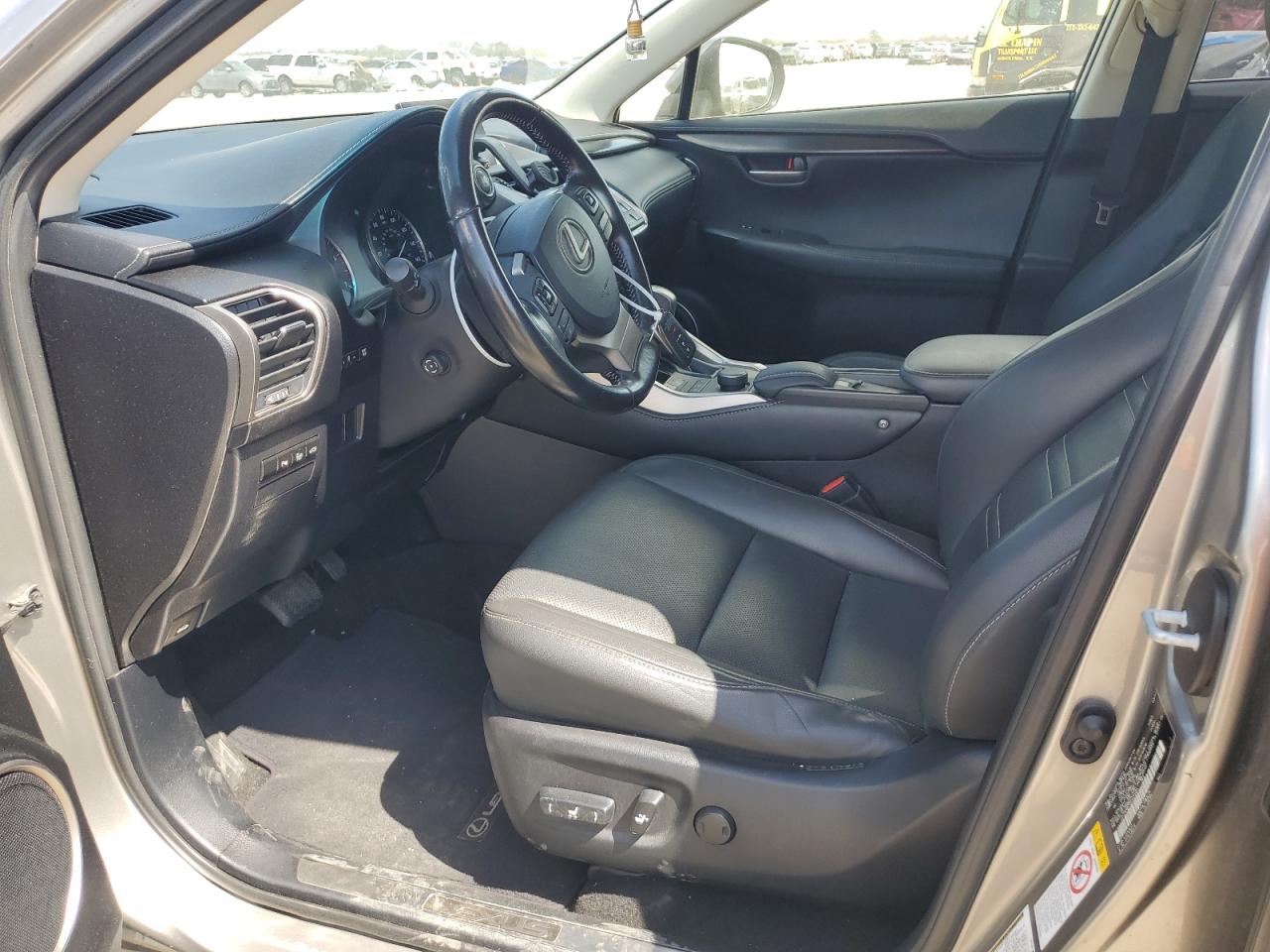 2017 Lexus NX - Image 7