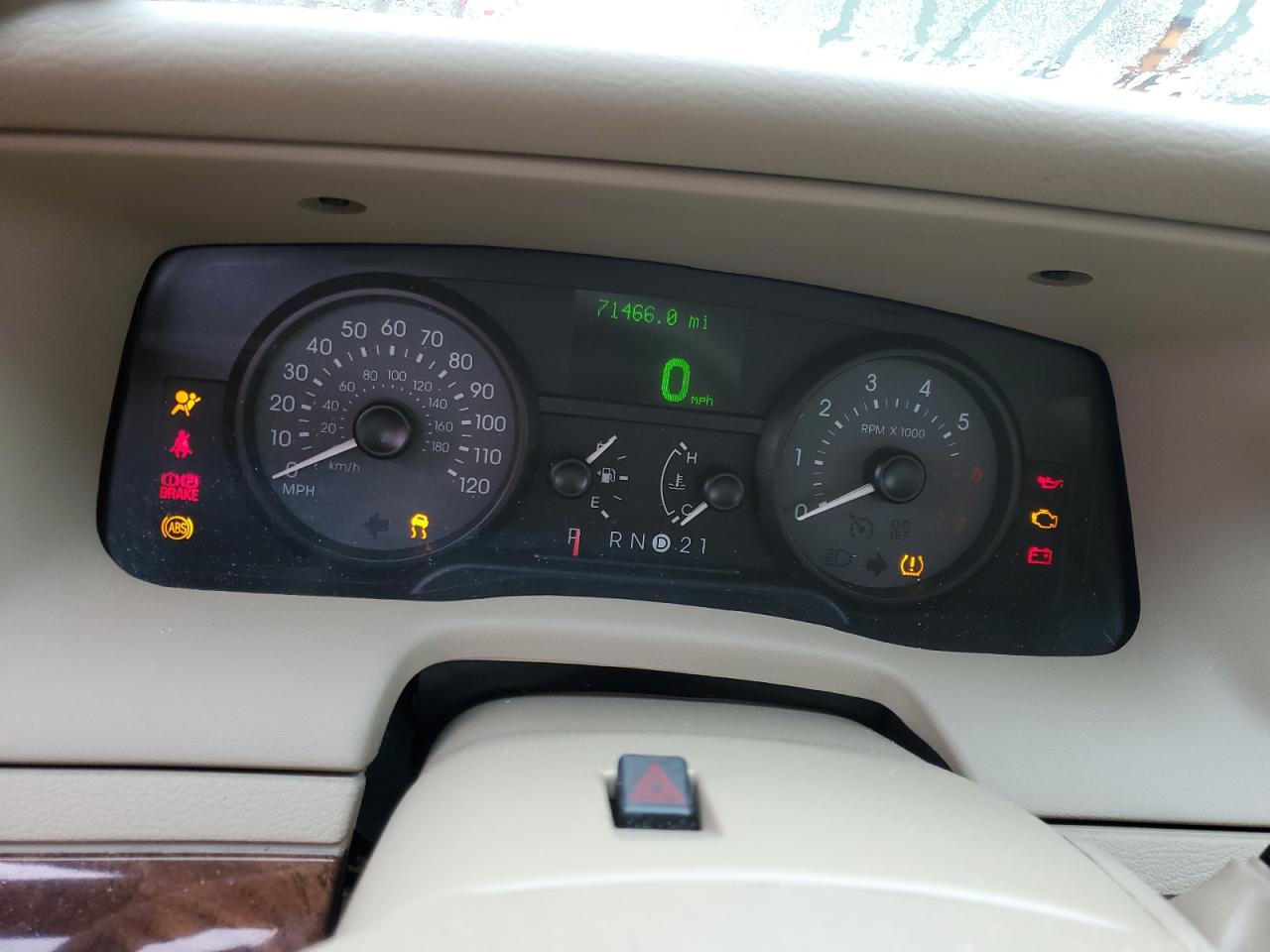 2008 Mercury Grand Marquis Ls VIN: 2MEFM75VX8X662384 Lot: 49658205