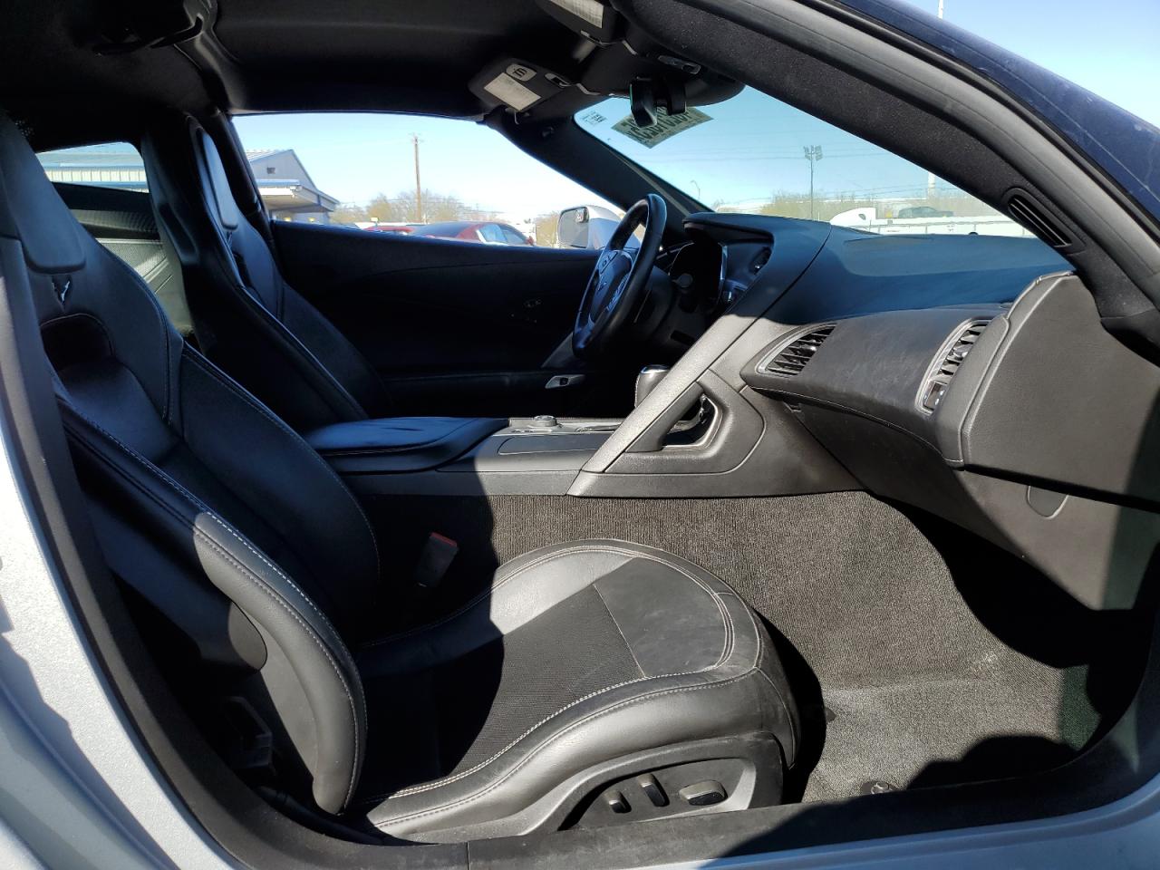 2015 Chevrolet Corvette - Image 10