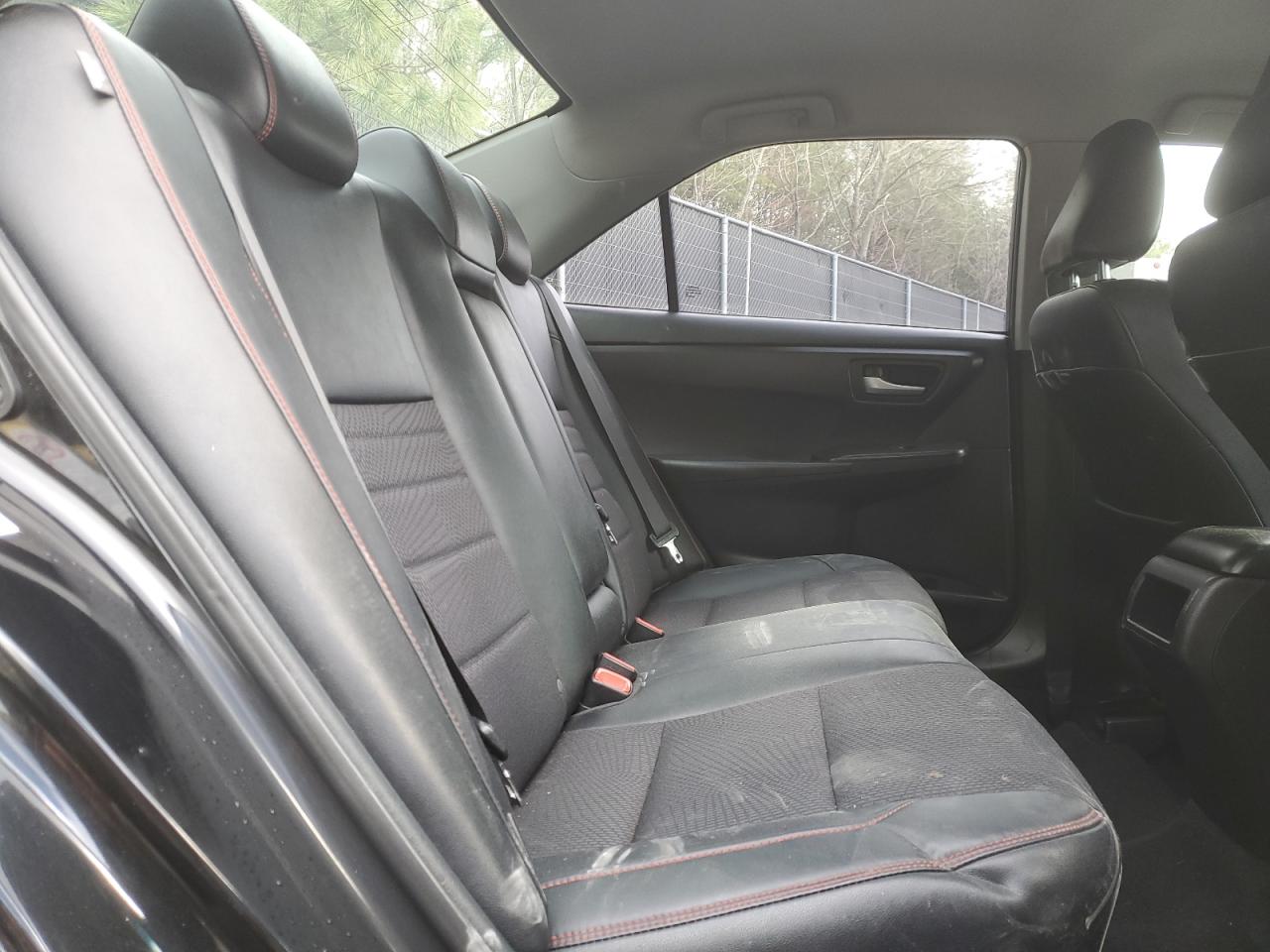 2016 Toyota Camry - Image 10