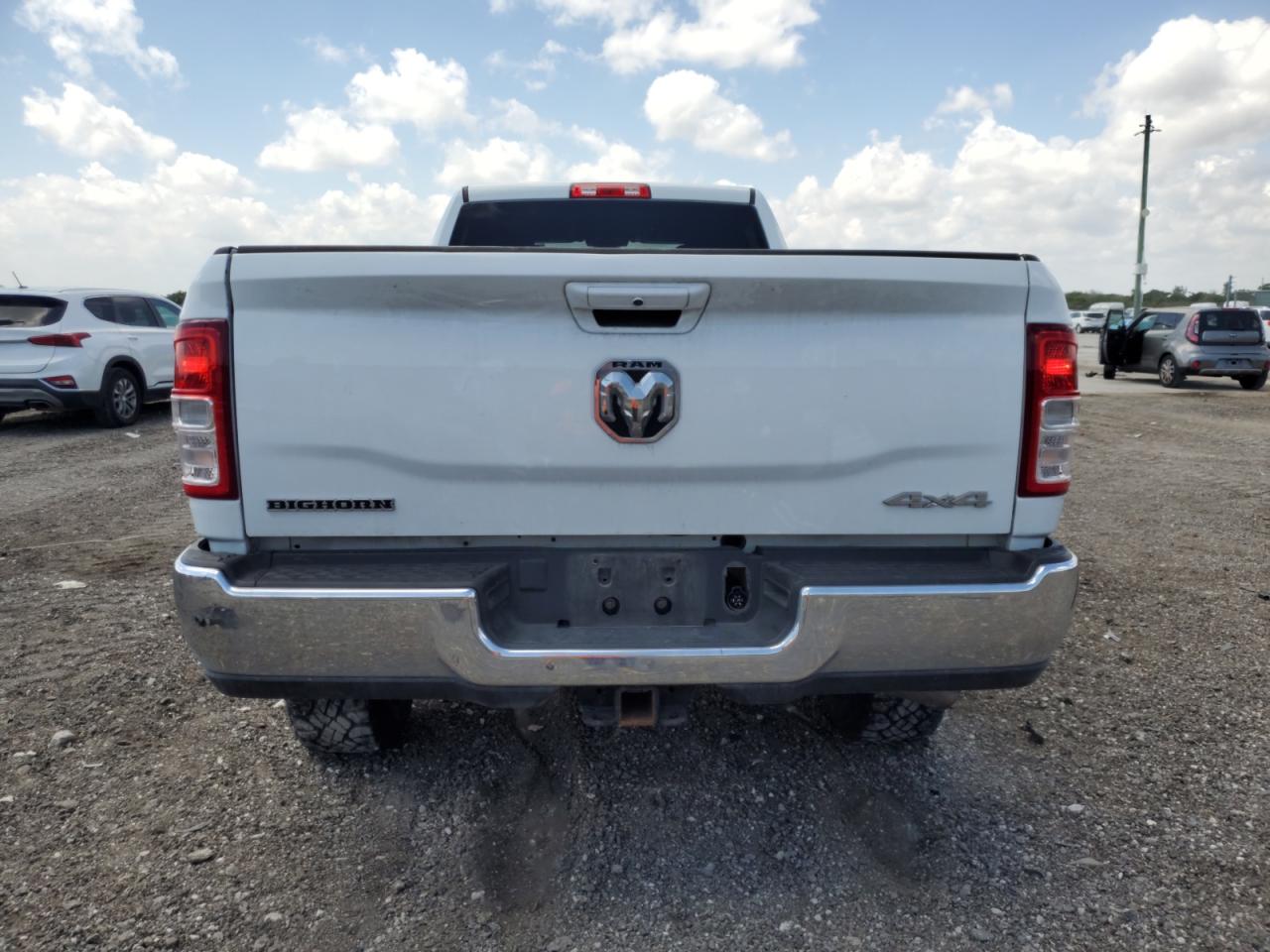 2022 RAM 2500 - Image 6