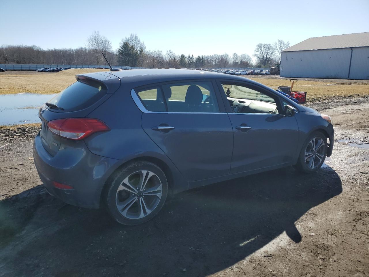 2016 Kia Forte - Image 3