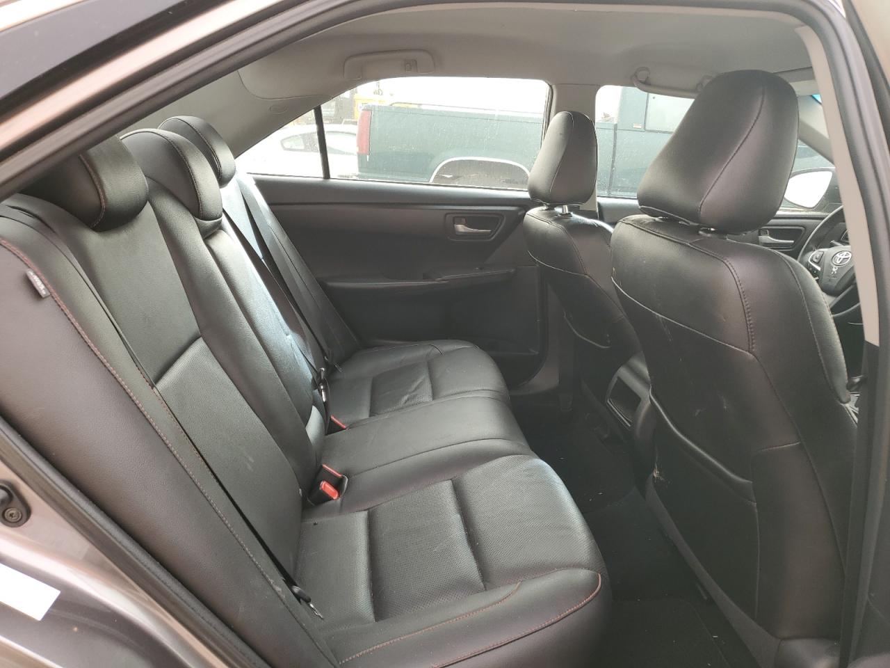 2015 Toyota Camry - Image 10