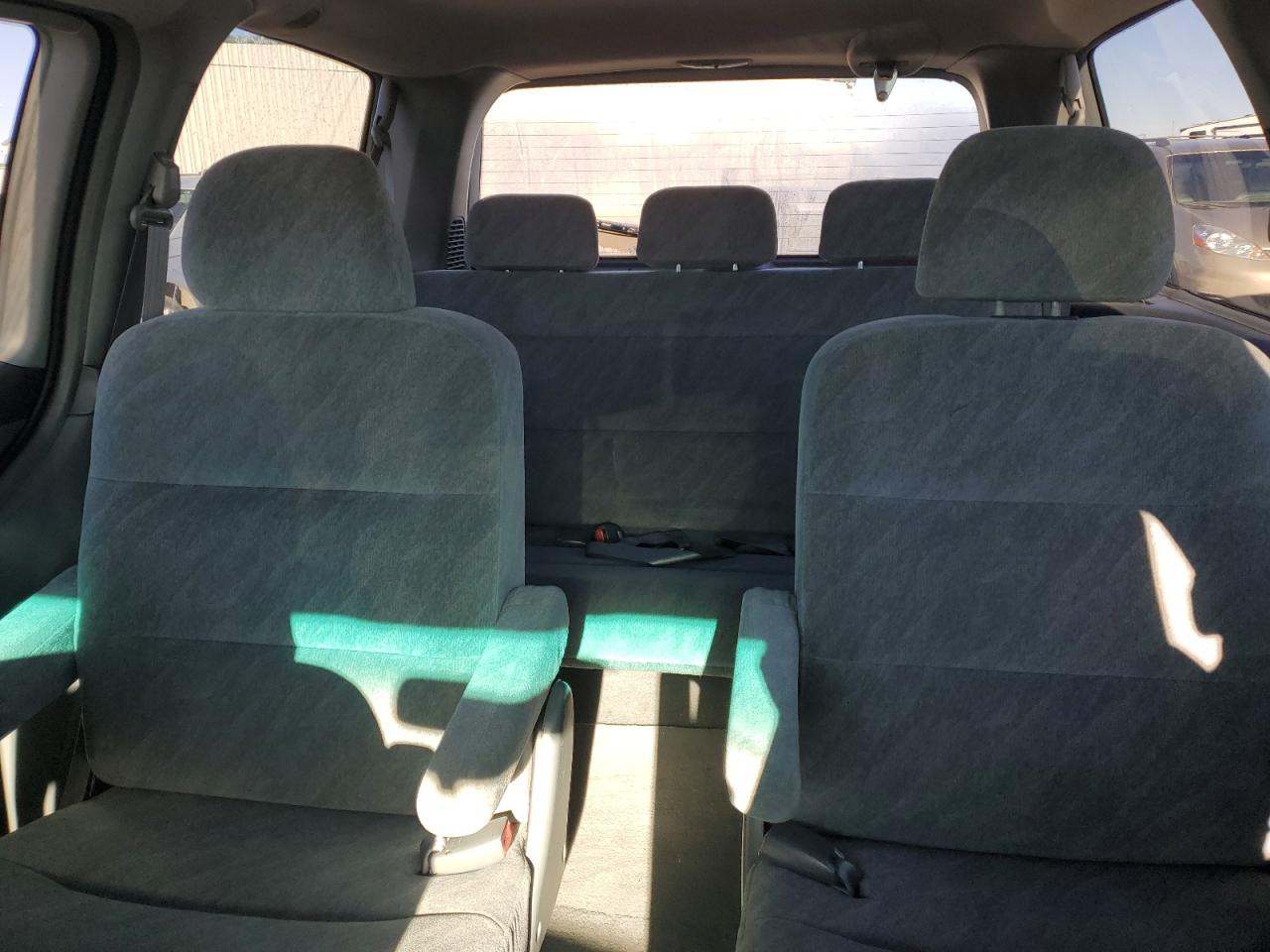 1999 Honda Odyssey - Image 10