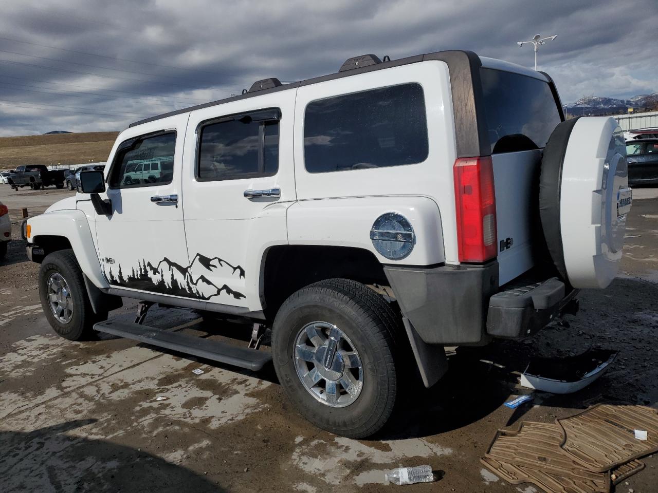 2006 Hummer H3 - Image 2