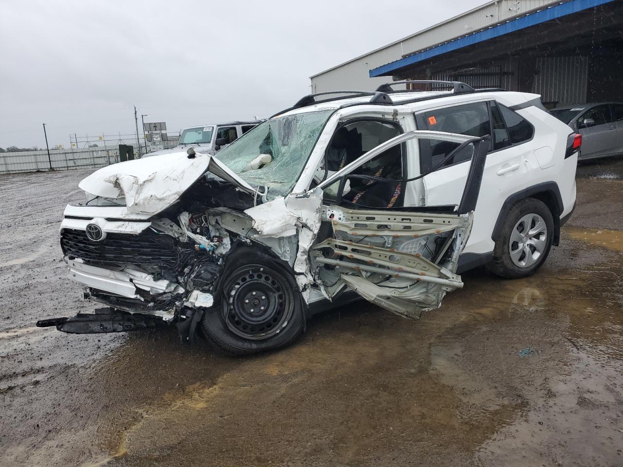 2019 Toyota RAV 4 - Image 1