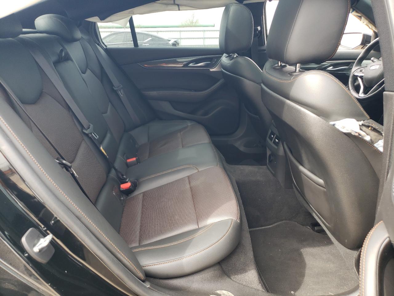 2023 Cadillac CT5 - Image 11