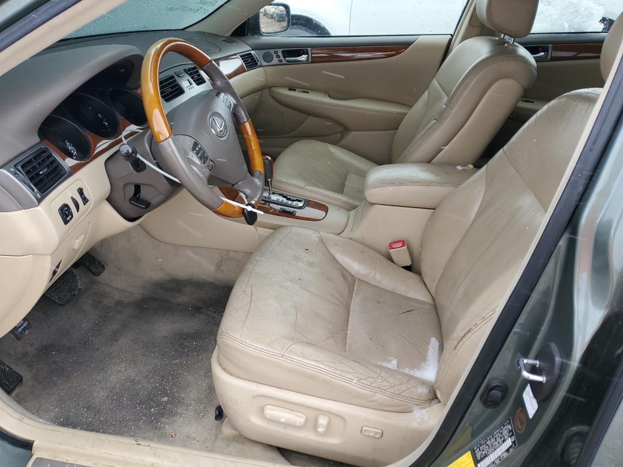 2005 Lexus ES - Image 7
