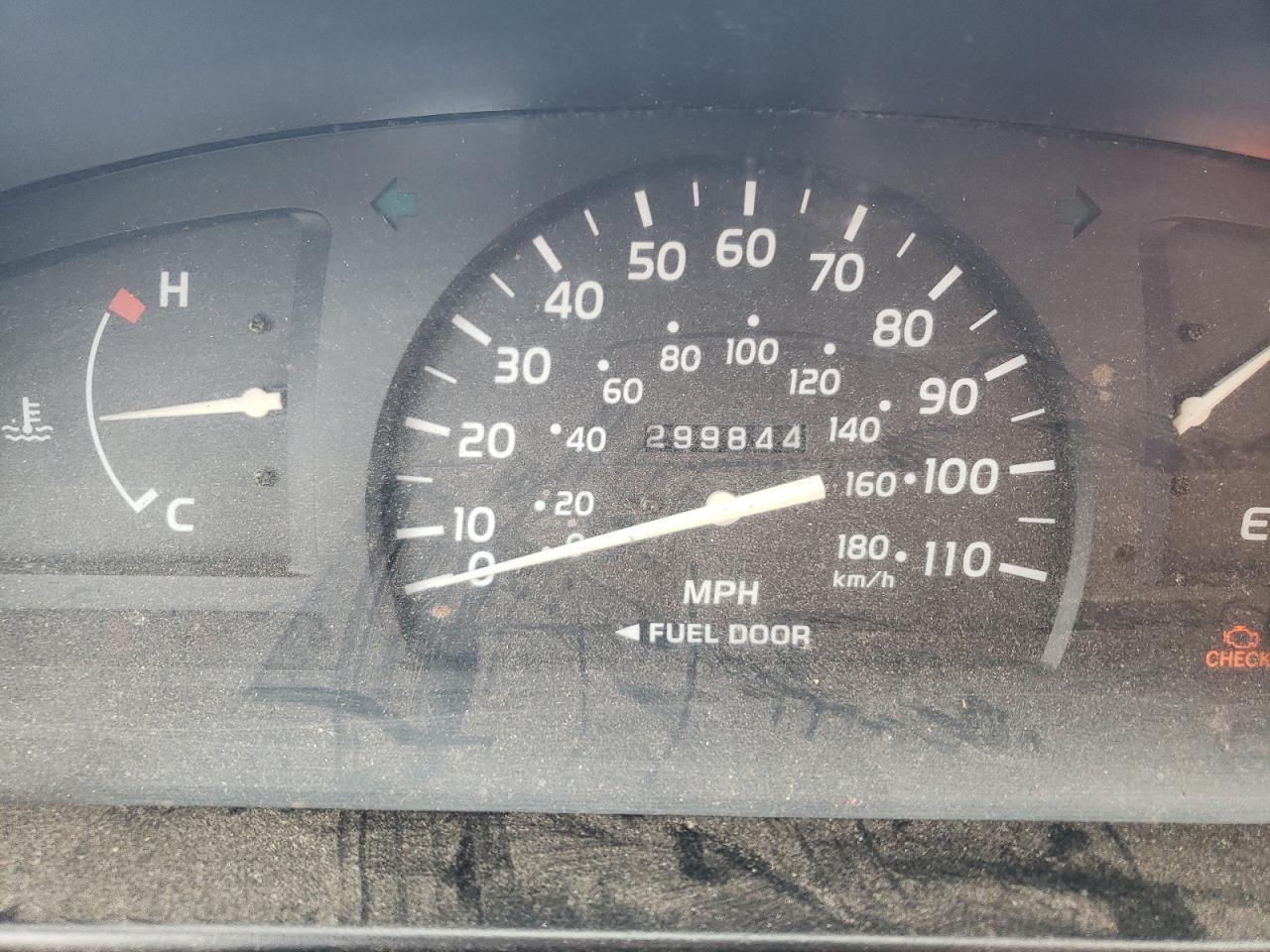 2001 Toyota Tacoma - Image 9