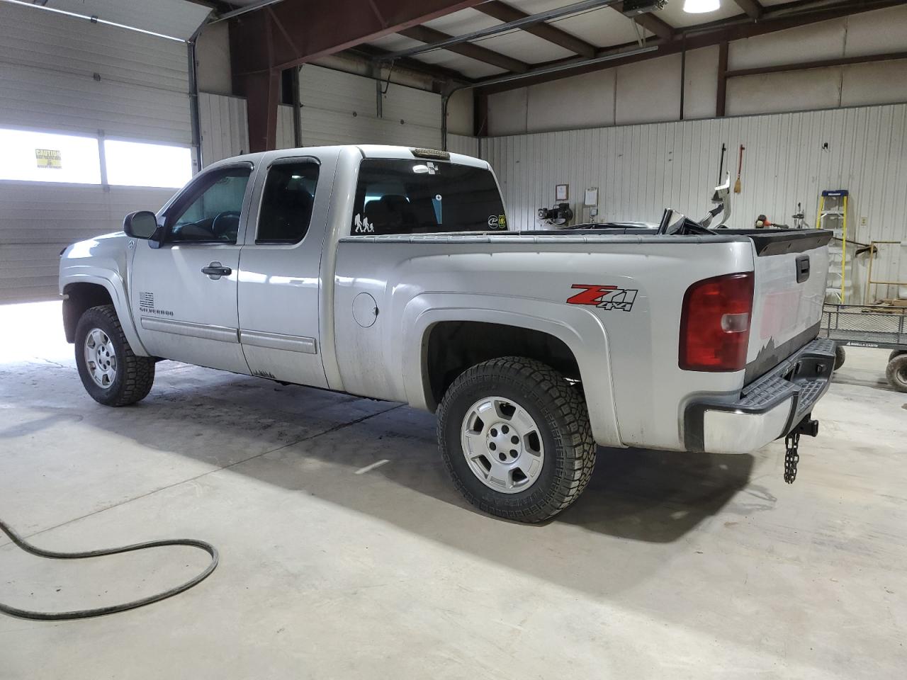 2013 Chevrolet Silverado - Image 2