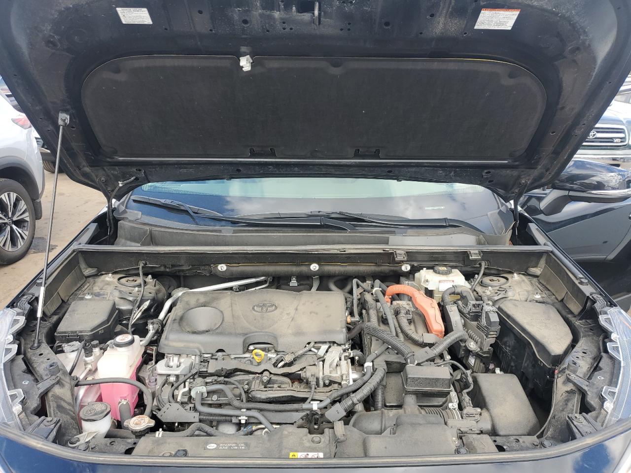 2020 Toyota RAV 4 - Image 12