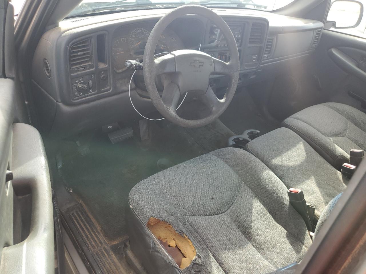 2003 Chevrolet Silverado - Image 8