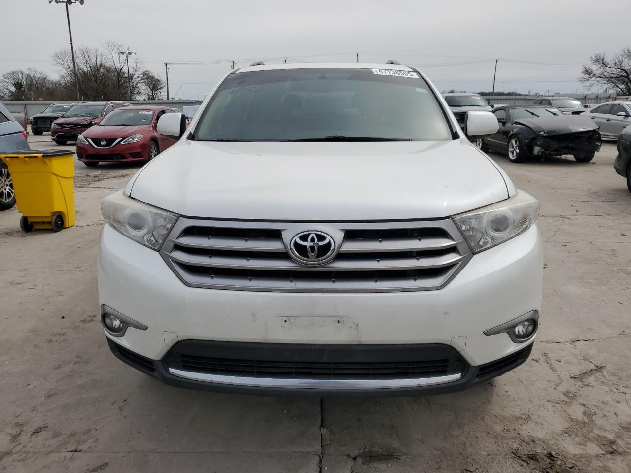 2013 Toyota Highlander - Image 5