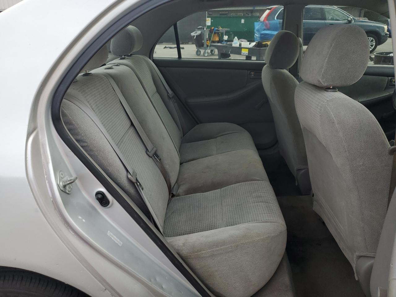 2005 Toyota Corolla - Image 10