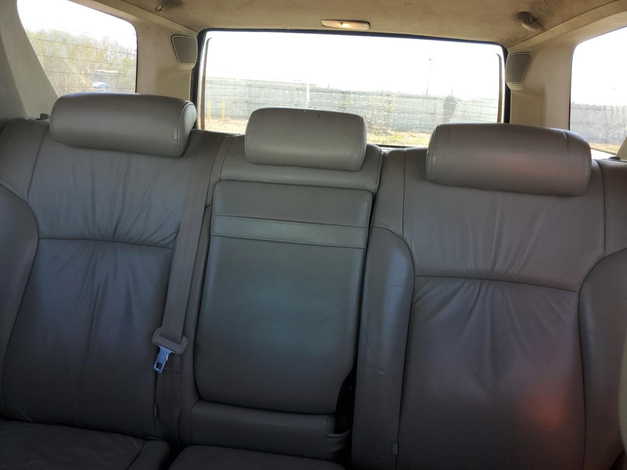 2003 Toyota 4Runner - Image 10