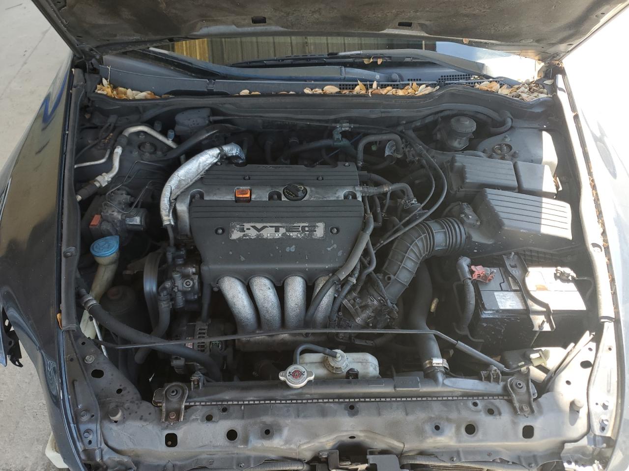 2005 Honda Accord - Image 11