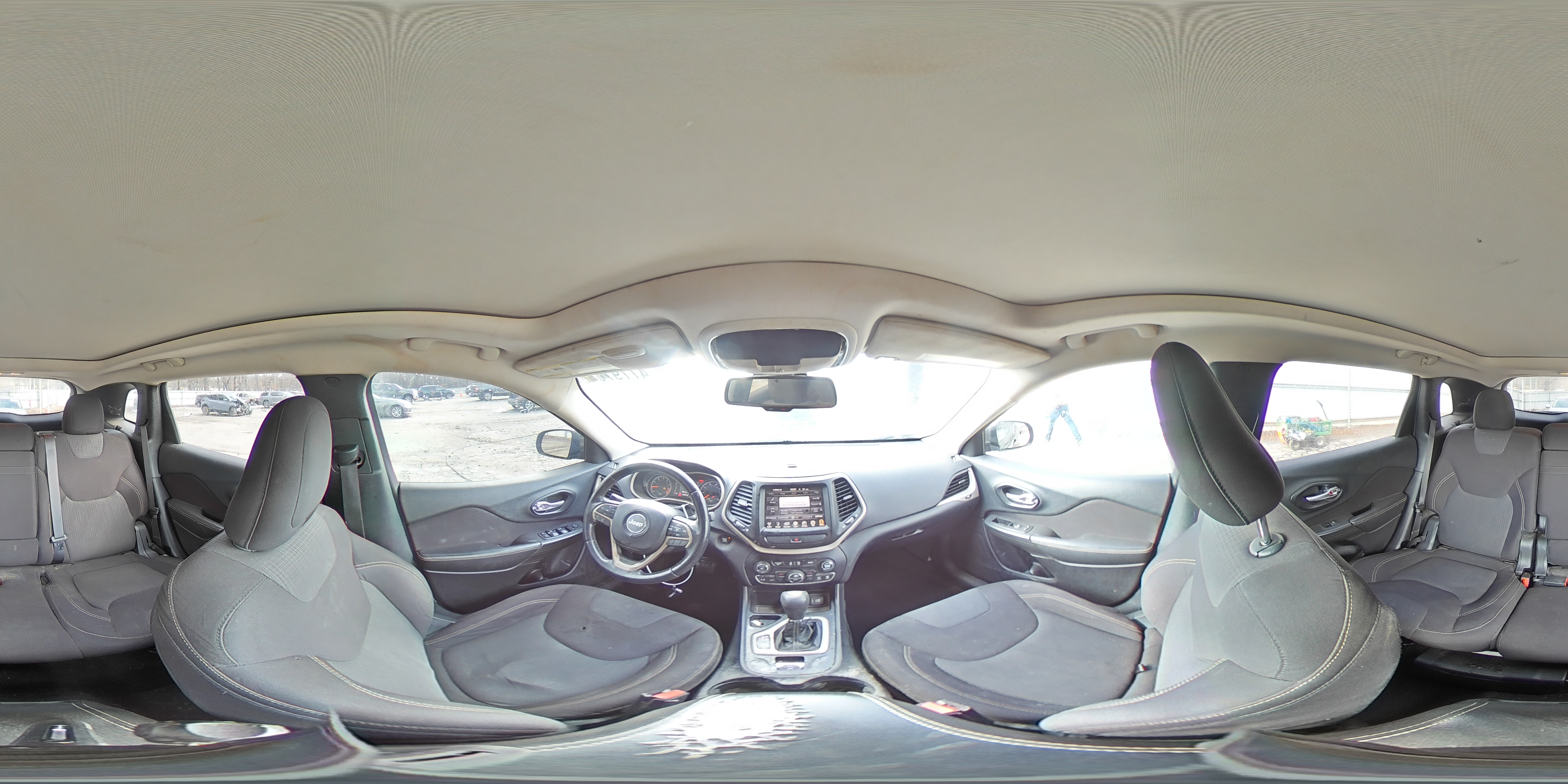 2015 Jeep Grand Cherokee - Image 15