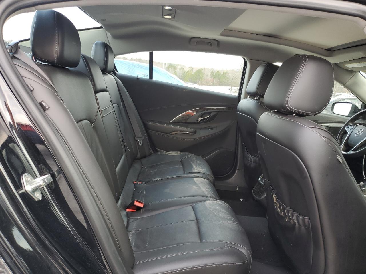 2016 Buick LaCrosse - Image 10