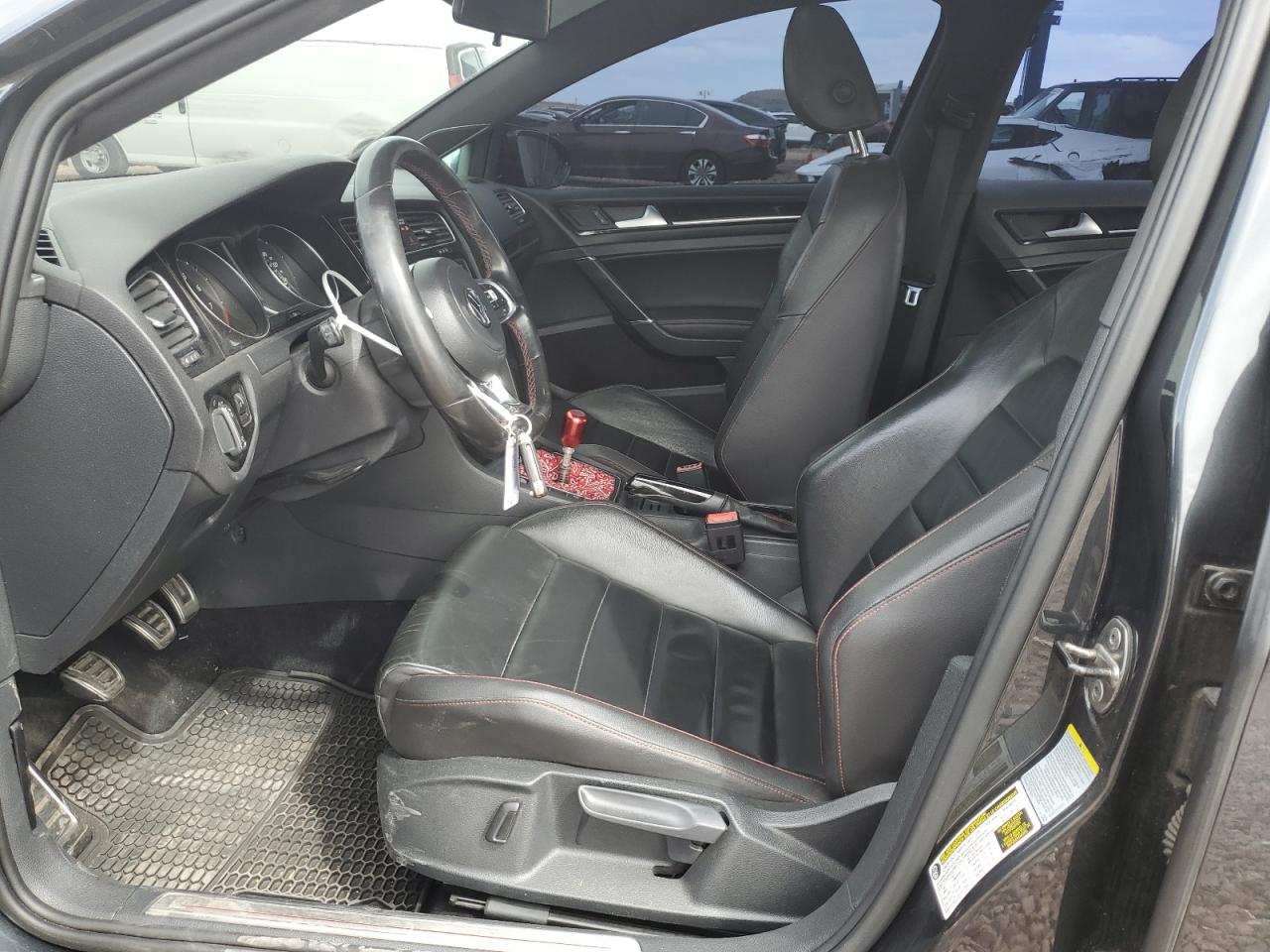 2015 Volkswagen GTI - Image 7