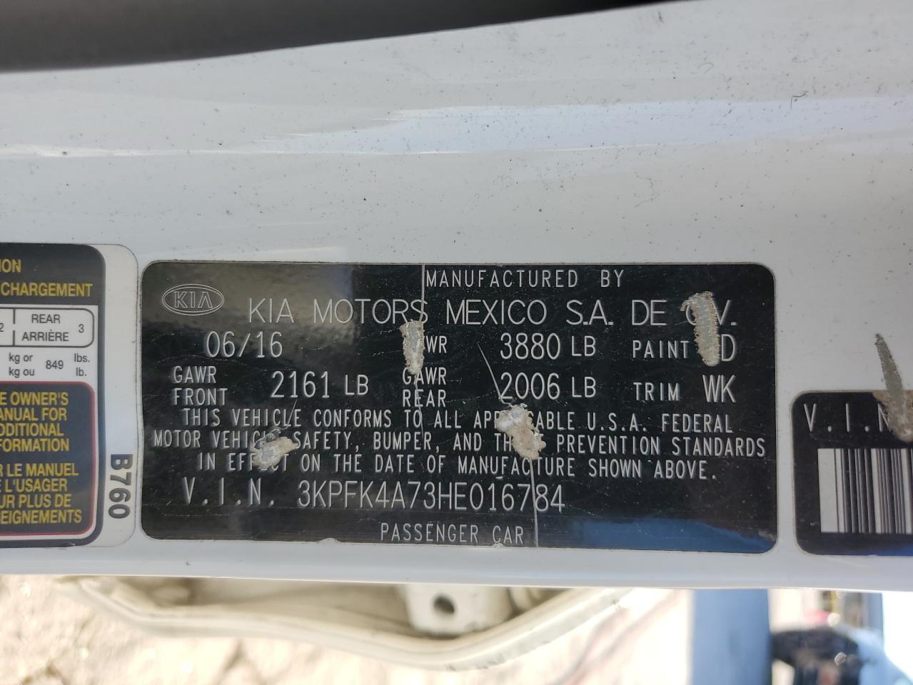 2017 Kia Forte - Image 15