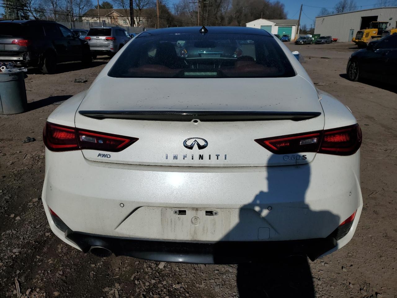2018 Infiniti Q60 - Image 6