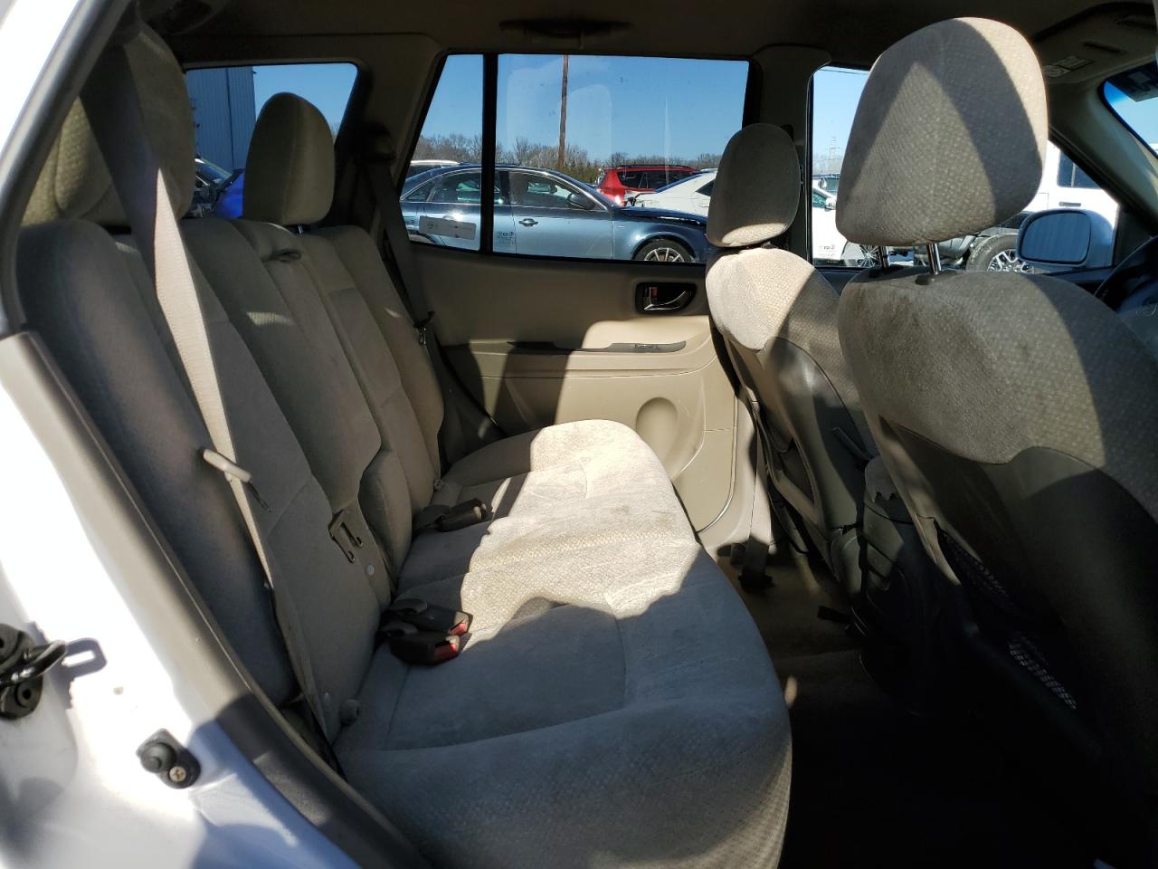 2005 Hyundai Santa Fe - Image 11