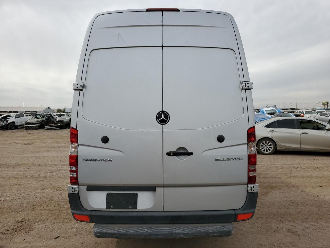 2016 Mercedes-Benz Sprinter - Image 6