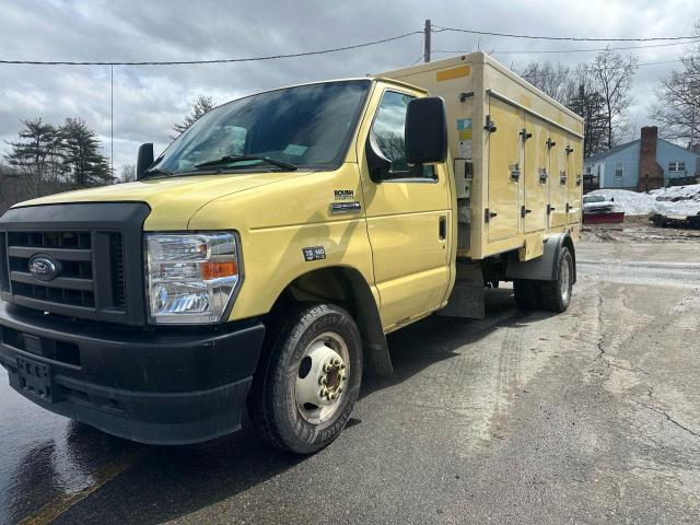 2021 Ford Econoline E450 Super Duty Cutaway Van